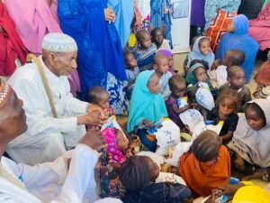Read more about the article Yobe NTIC Alumni Illuminate Abujan Mai Mala Settlement with Compassionate Cloth Distribution